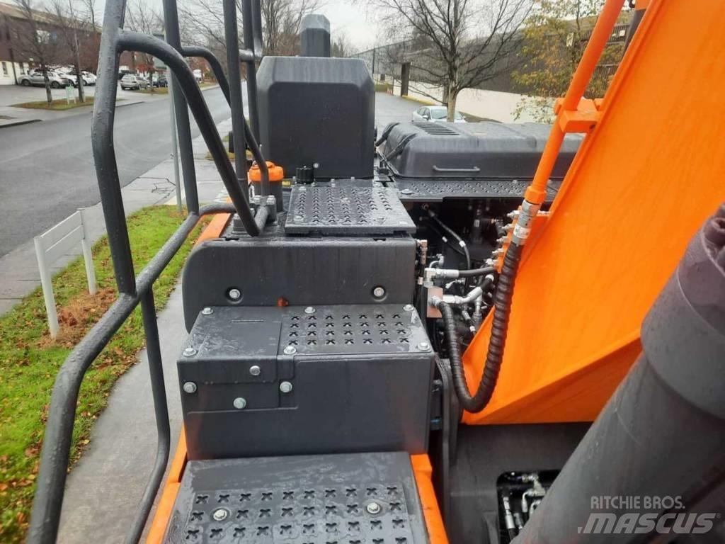 Doosan Dx140W-7 Wielgraafmachines