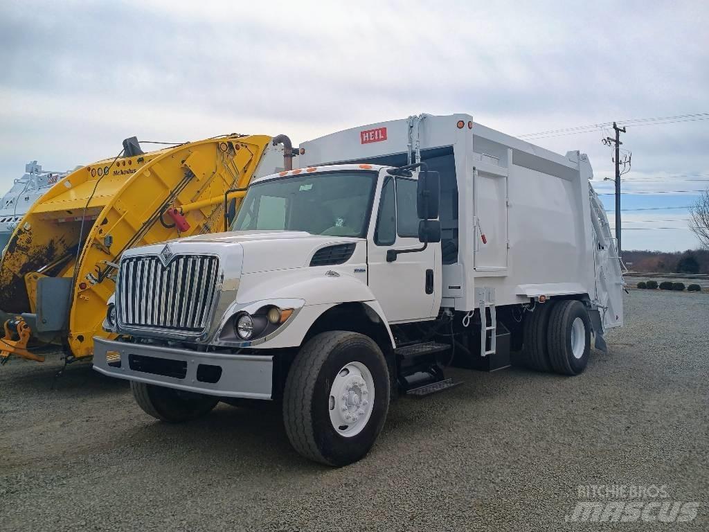 International 7400 Vuilniswagens