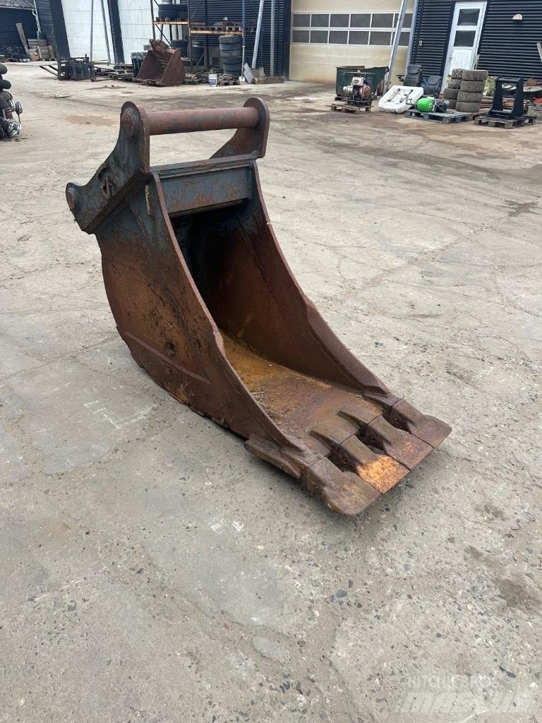 Andet S80 graveskovl Bakken