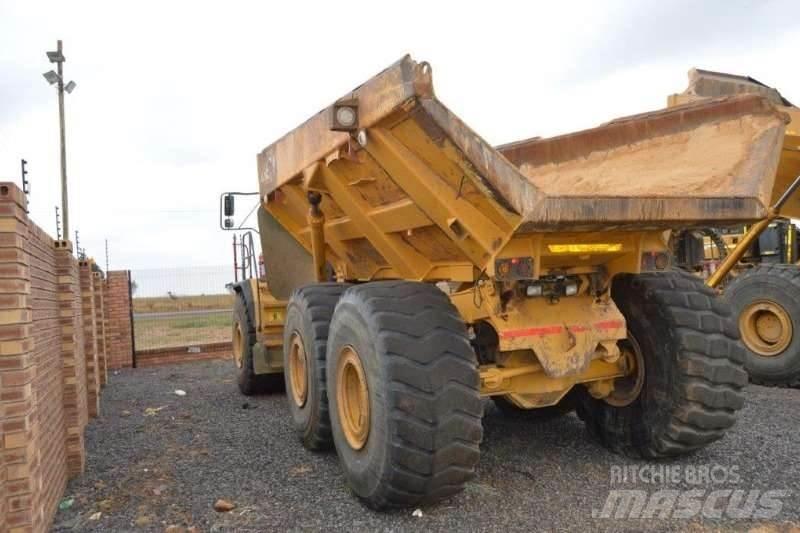 Bell B40D Knik dumptrucks
