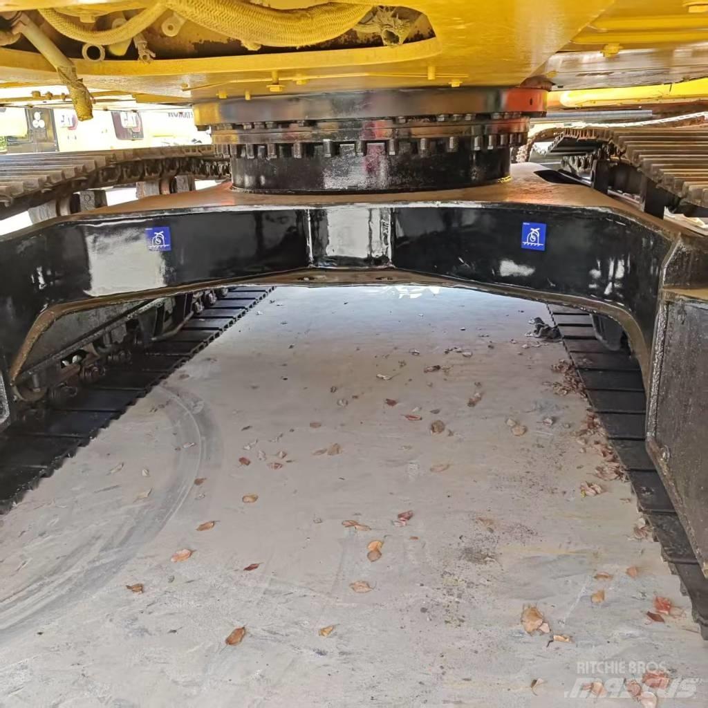 CAT 320 D Rupsgraafmachines