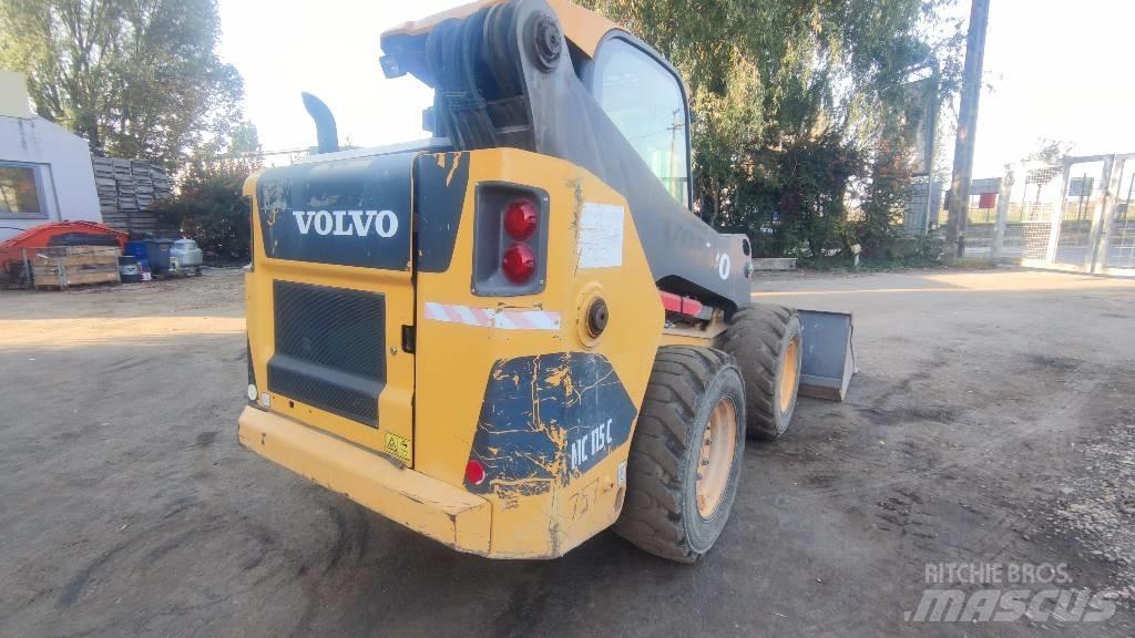 Volvo MC 115 C Schrankladers