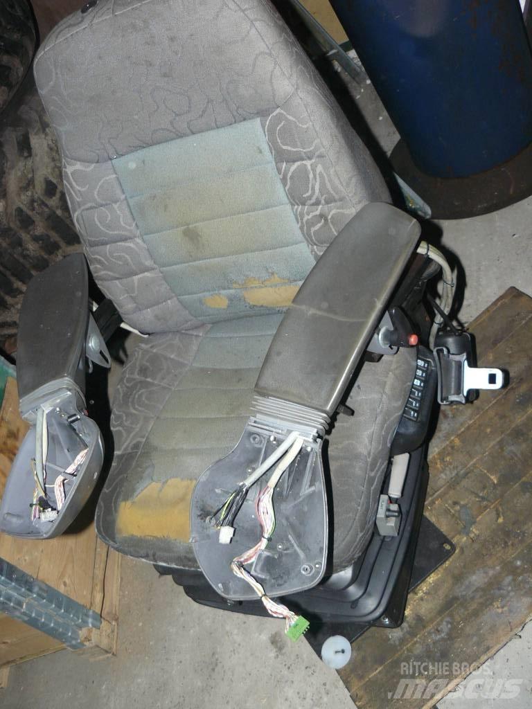 Timberjack 1070D Cabine en interieur