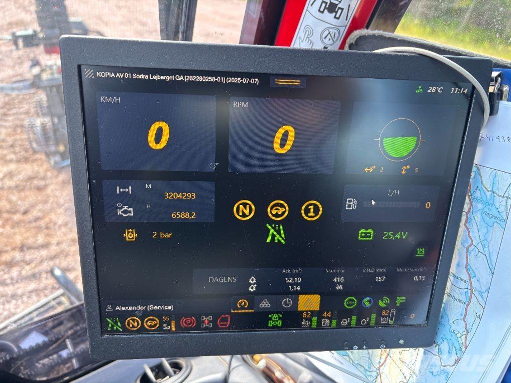 Komatsu 901XC Harvesters