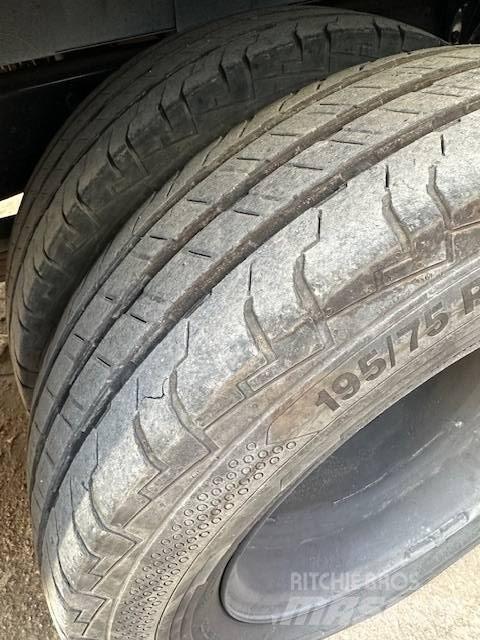 Iveco 35C 12 Gesloten bedrijfswagens