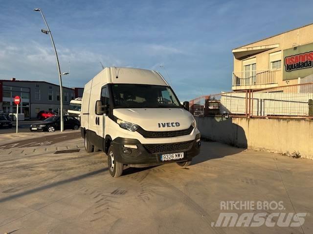 Iveco 35C 12 Gesloten bedrijfswagens