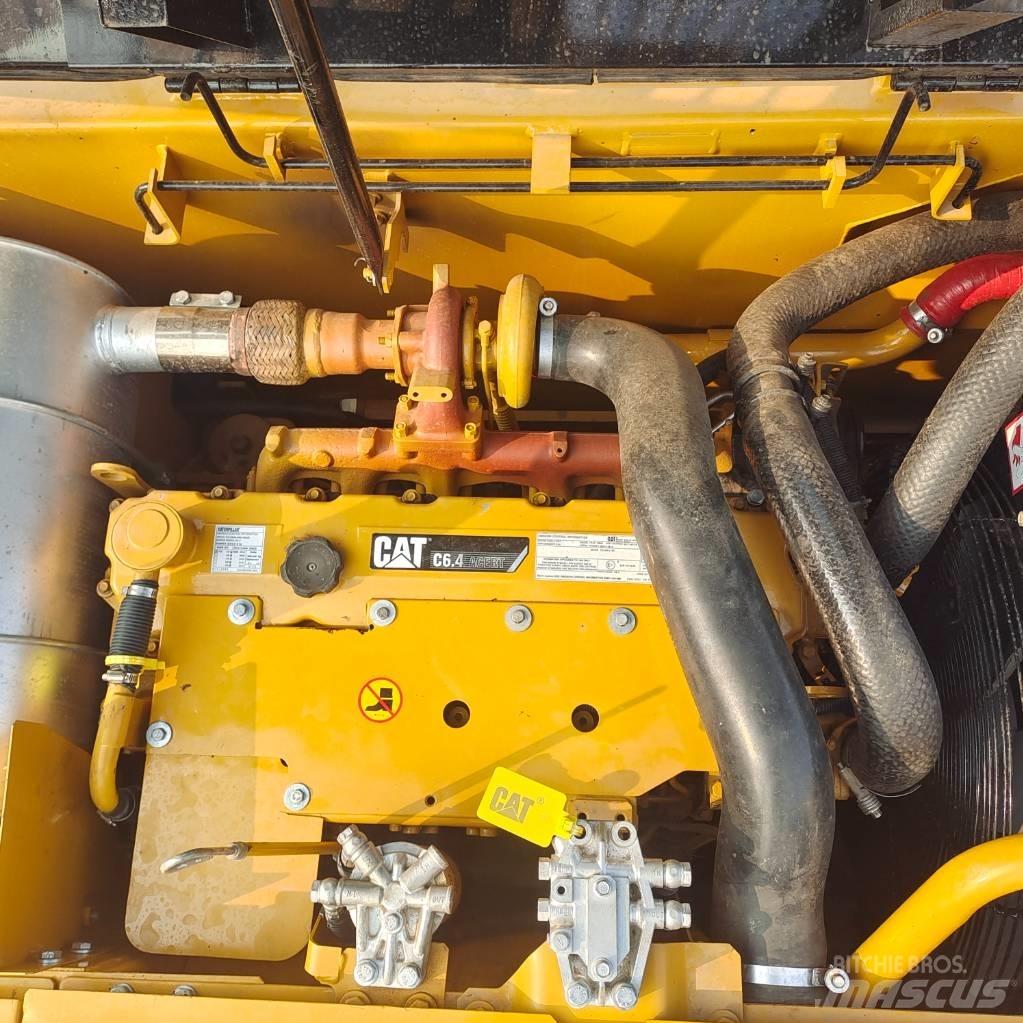CAT 320D Rupsgraafmachines