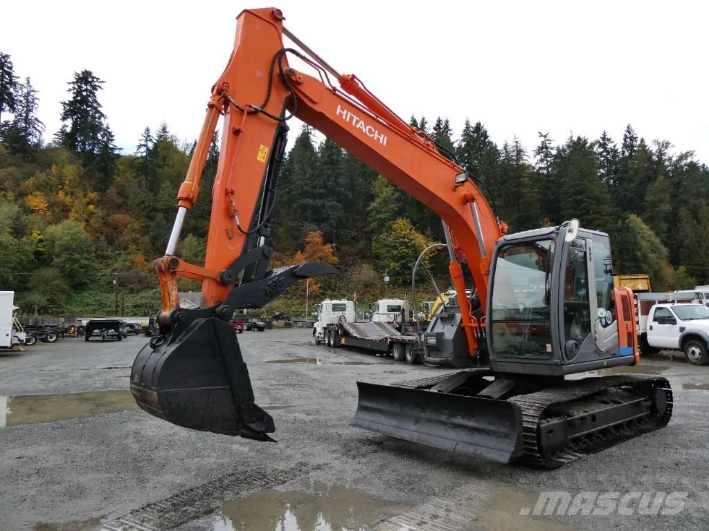Hitachi ZX 135 US-3 Rupsgraafmachines