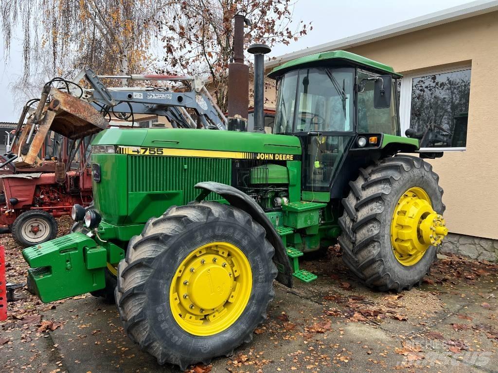 John Deere 4755 Tractoren