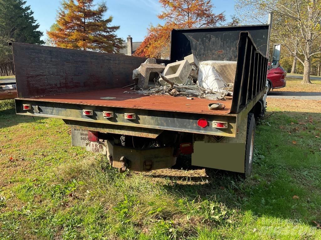 International 4900 Kipper