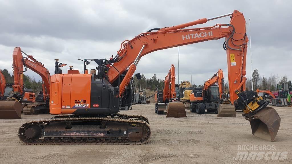 Hitachi ZX225USLC-6 Rupsgraafmachines