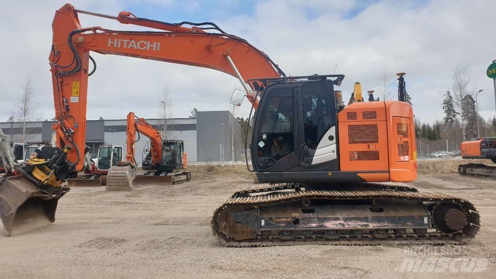 Hitachi ZX225USLC-6 Rupsgraafmachines