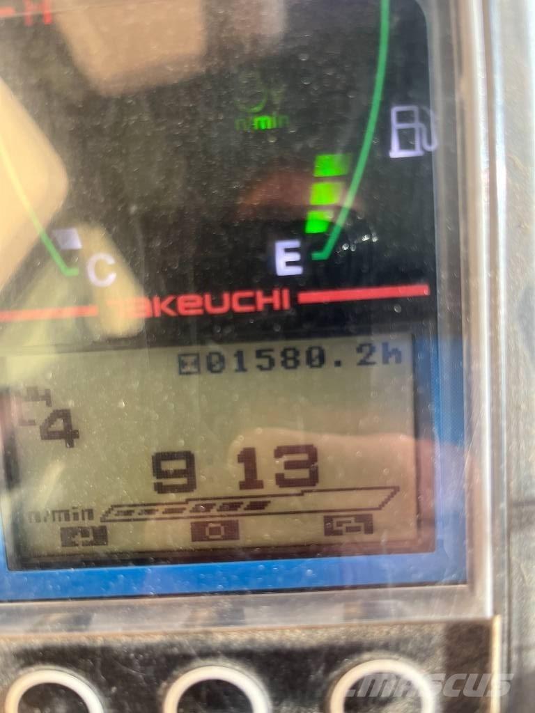 Takeuchi TB 225 Minigraafmachines < 7t
