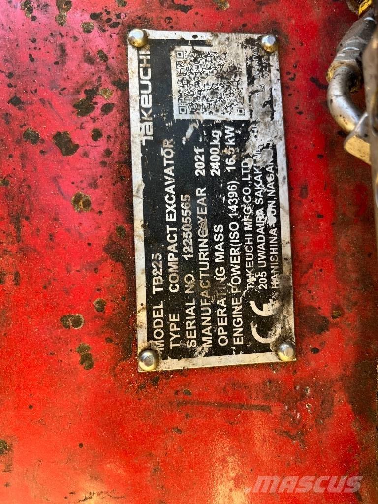 Takeuchi TB 225 Minigraafmachines < 7t