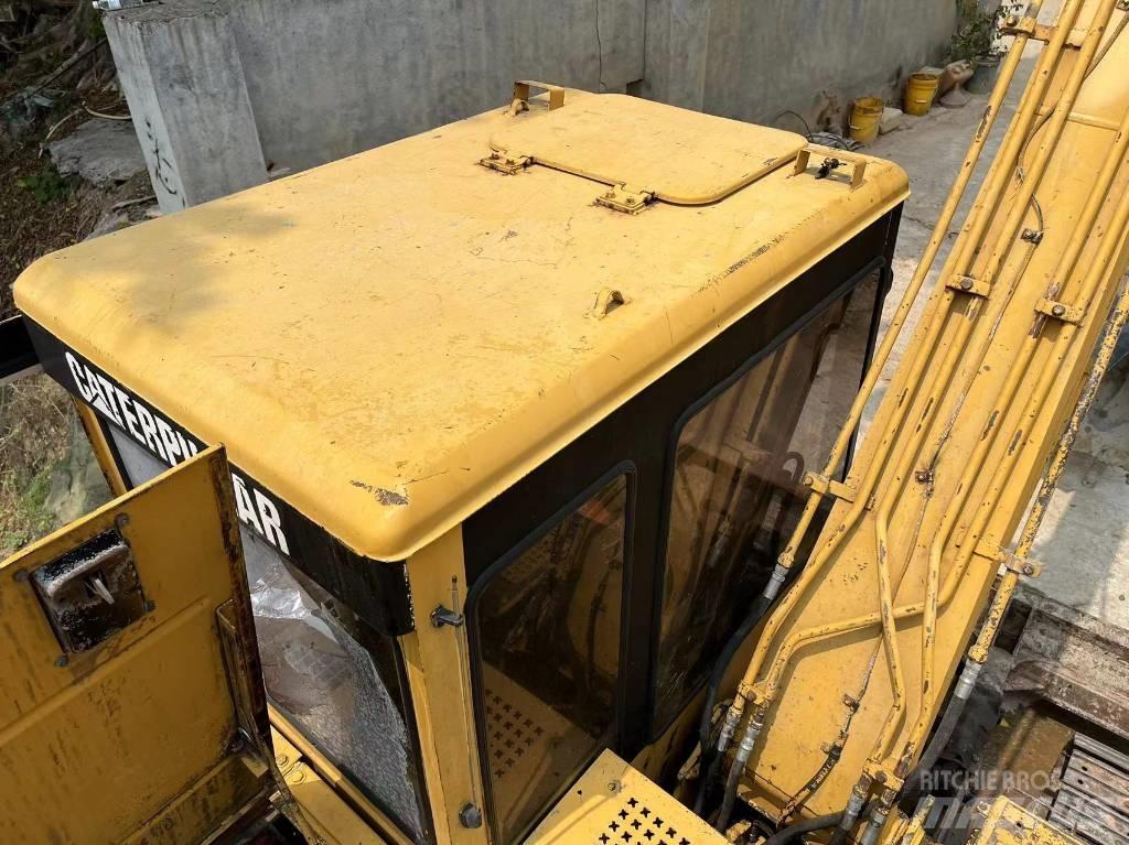 CAT 307 Rupsgraafmachines