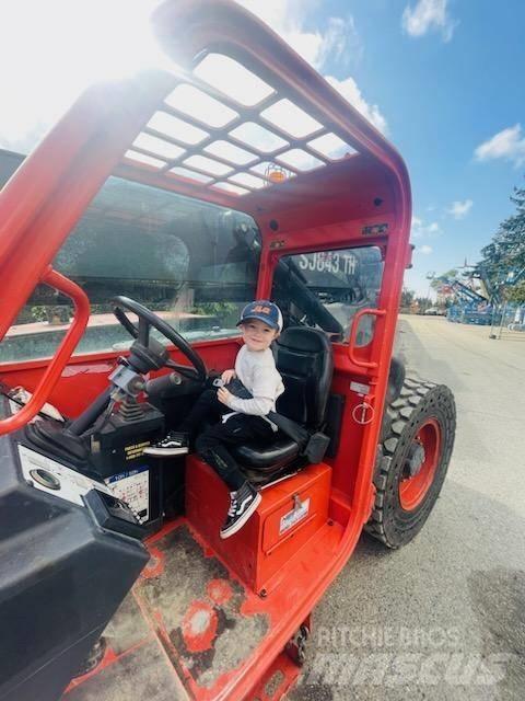 SkyJack SJ 843 Vorkheftruck voor zwaar terrein
