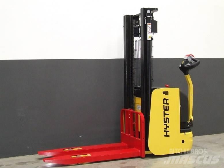 Hyster S1.6AC Stapelaar meeloop