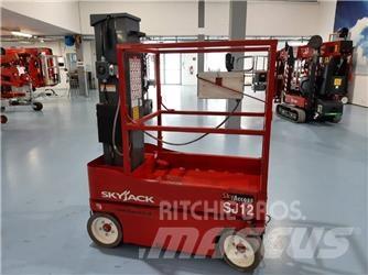 SkyJack SJ 12 Personenliften en invalideliften