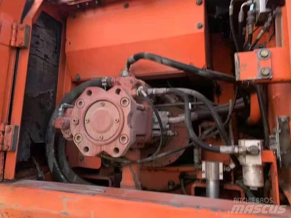 Doosan DH 210 W-7 Wielgraafmachines
