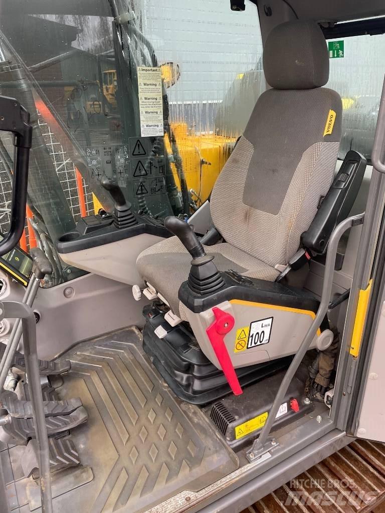 Volvo EC140E Rupsgraafmachines