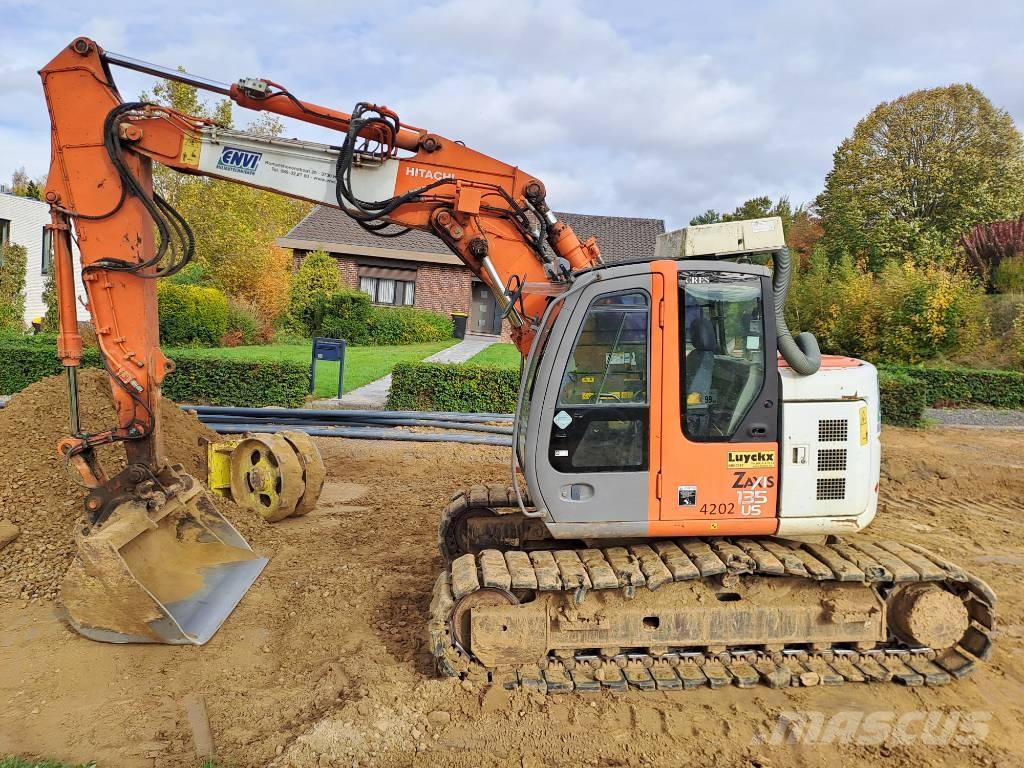 Hitachi ZX135US Rupsgraafmachines