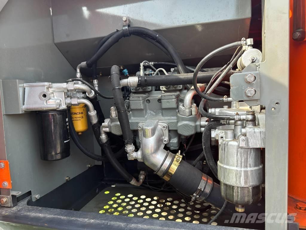 Hitachi ZX200 Rupsgraafmachines
