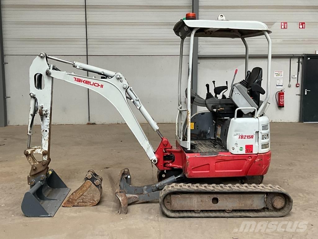 Takeuchi TB 215 R Minigraafmachines < 7t