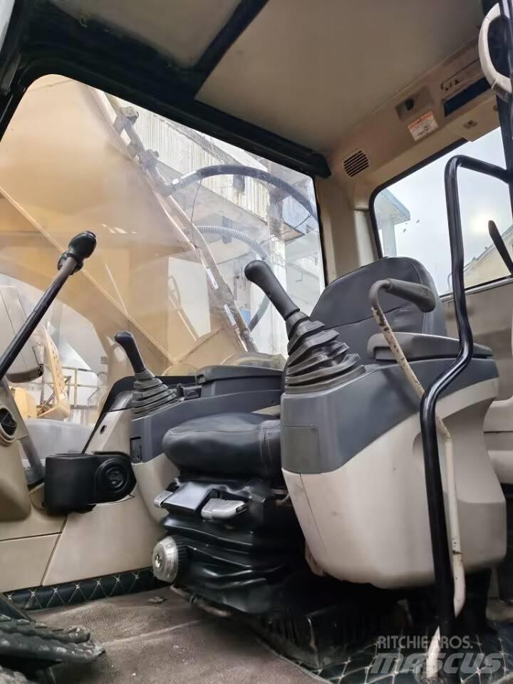 CAT 325C Rupsgraafmachines