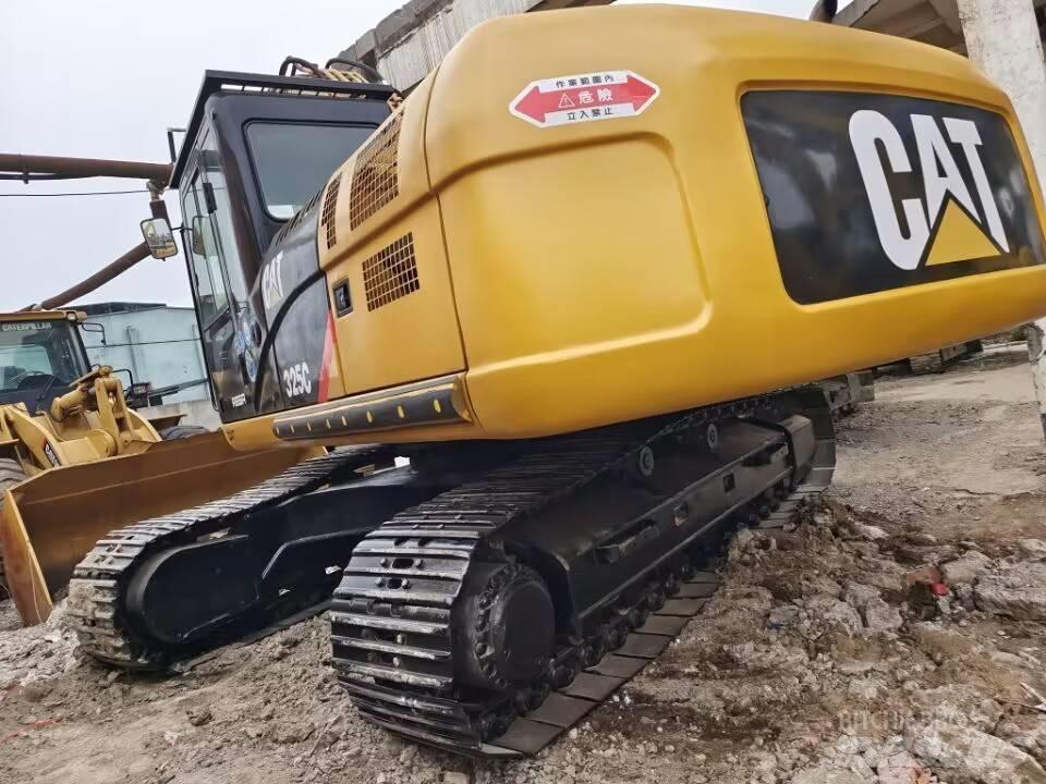 CAT 325C Rupsgraafmachines