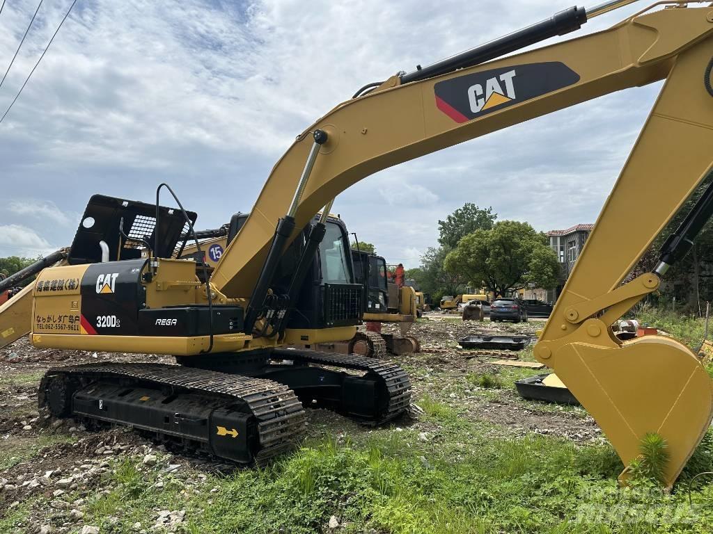 CAT 320 D Rupsgraafmachines