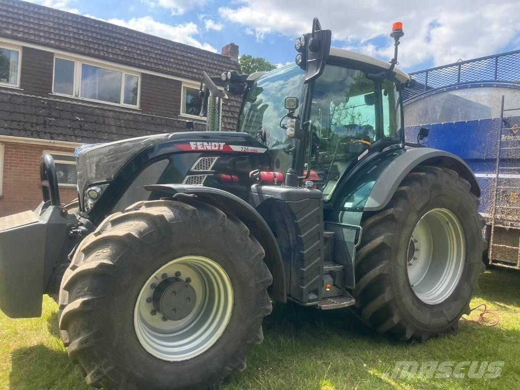 Fendt 724 Profi Plus Tractoren
