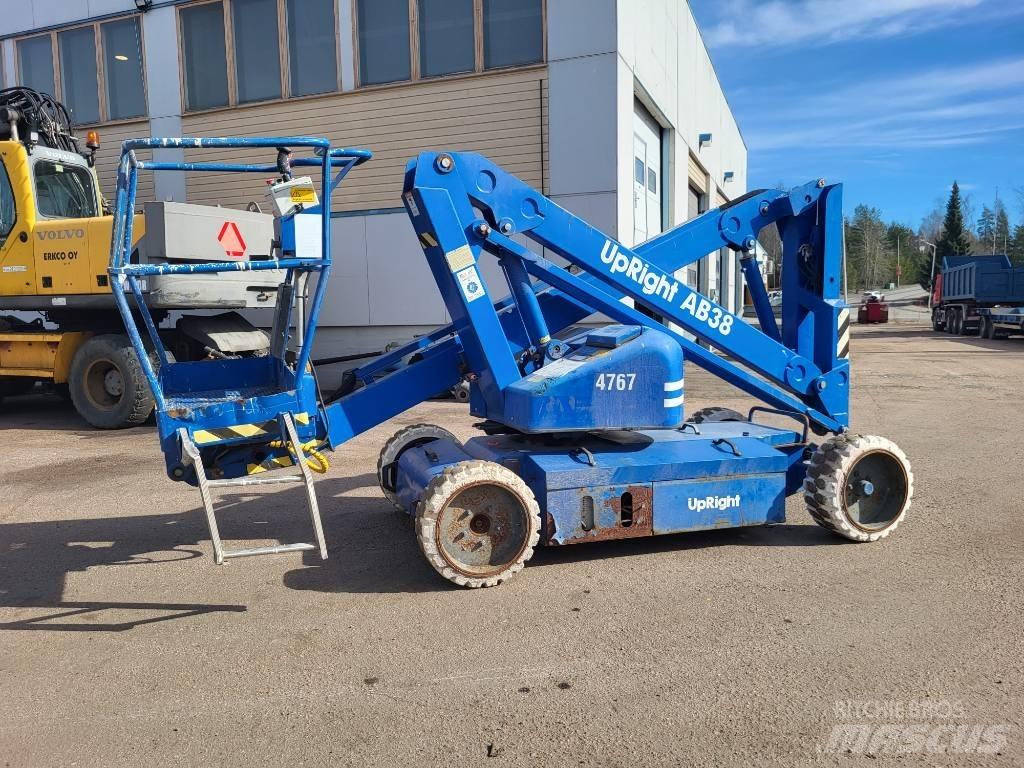 UpRight AB38N Knikarmhoogwerkers