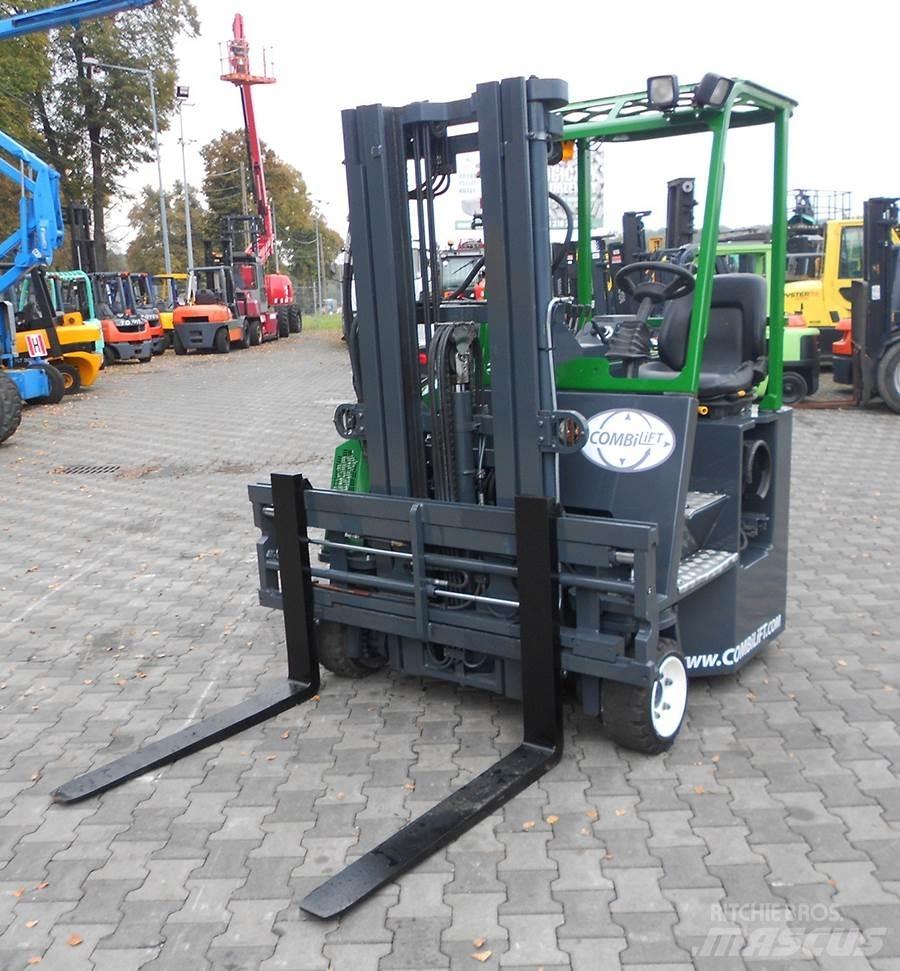 Combilift C2500CB Four-way truck