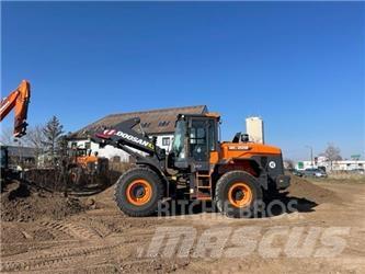 Doosan DL 220 Wielladers