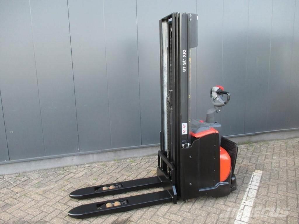 Toyota SWE 120L Stapelaar meeloop