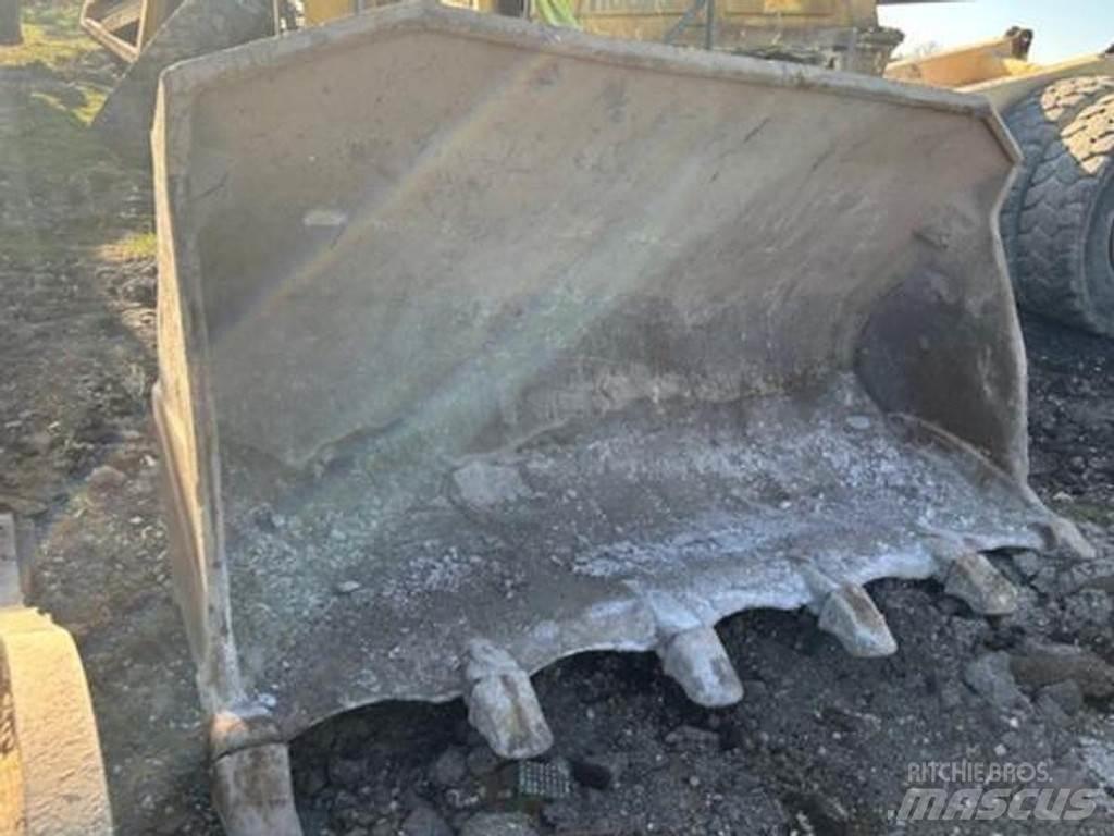 CAT 973D Bakken