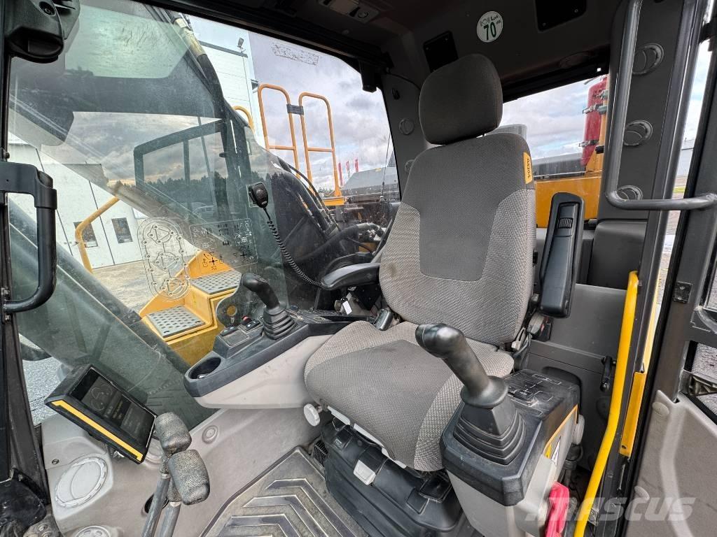 Volvo EC 300 E Rupsgraafmachines