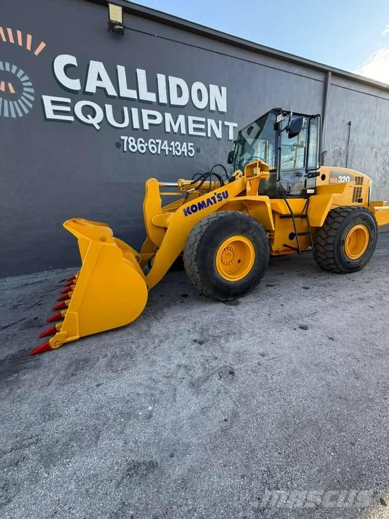 Komatsu WA 320-5L Wielladers