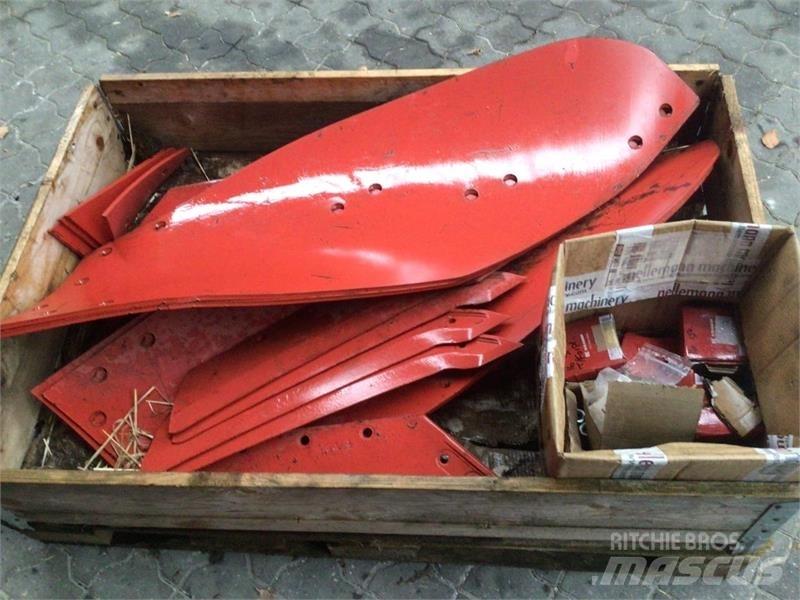  - - - 4 F. XMS950 ST Wentelploegen