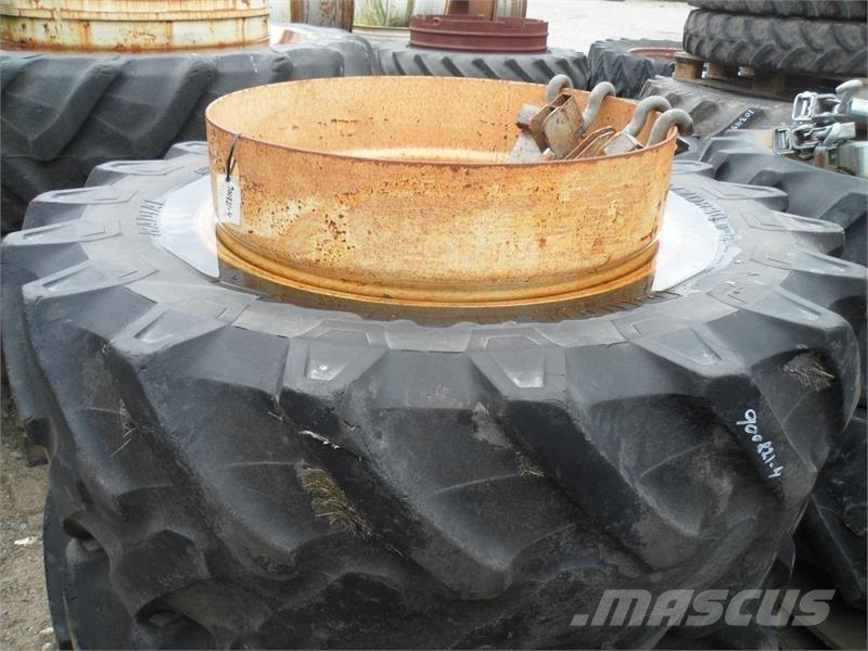  - - - 480/70R30 30" Banden, wielen en velgen