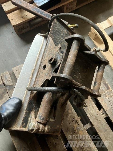  - - - 80CM TILTSKOVL Bakken
