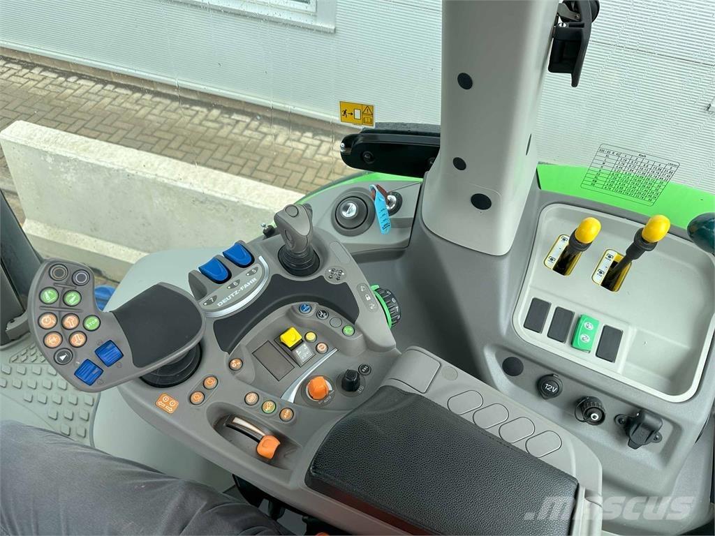 Deutz-Fahr 6215RC Tractoren
