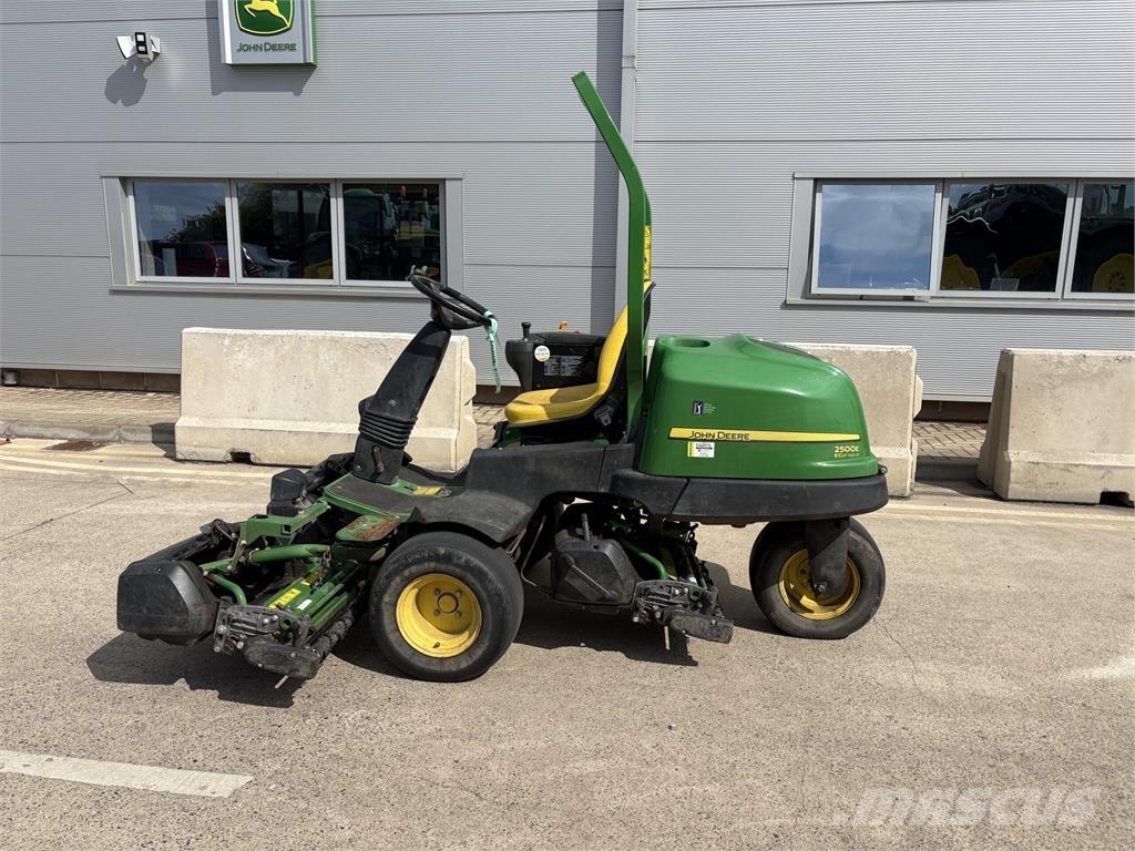 John Deere 2500E Loopmaaier