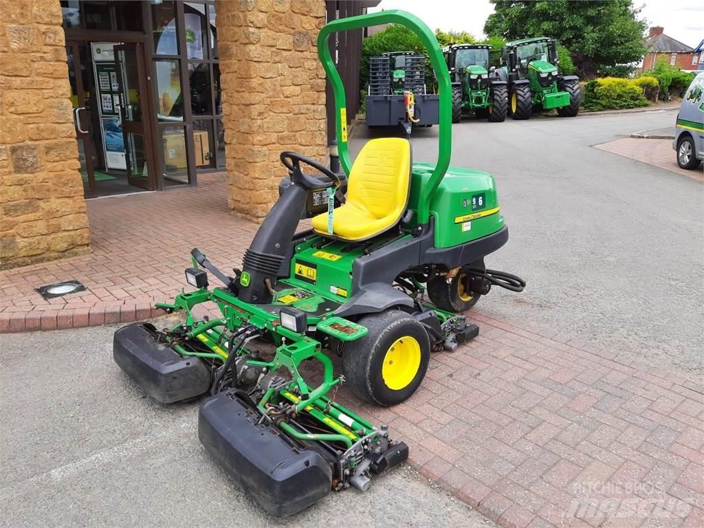John Deere 2500EH Loopmaaier