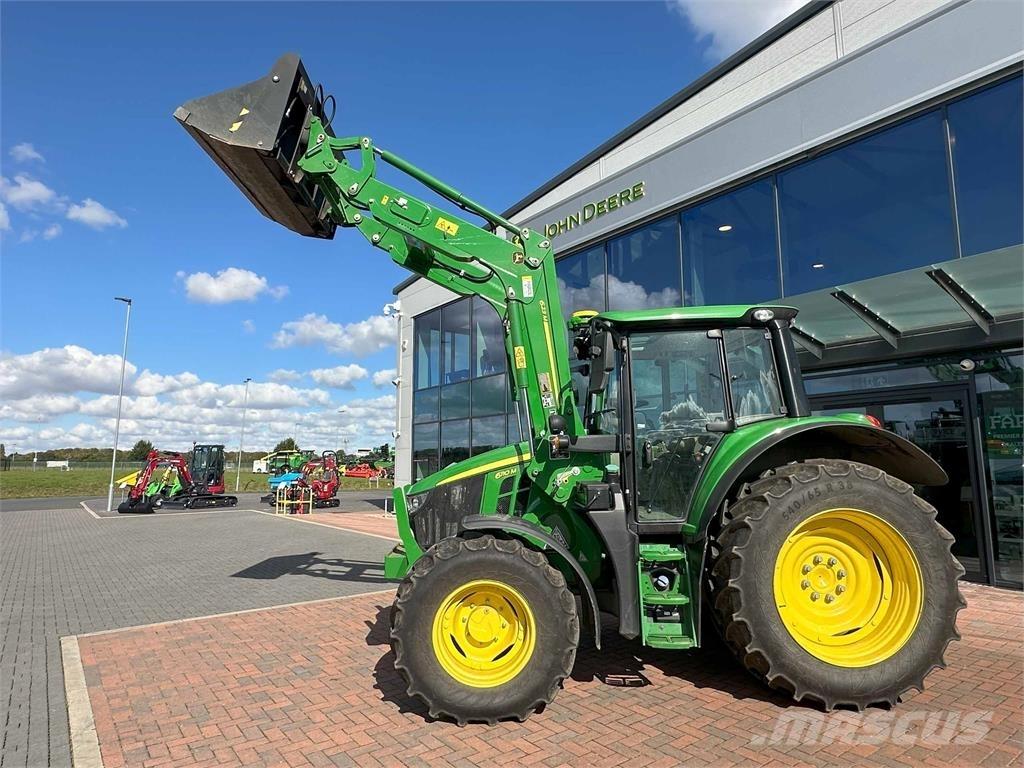 John Deere 6110M Tractoren
