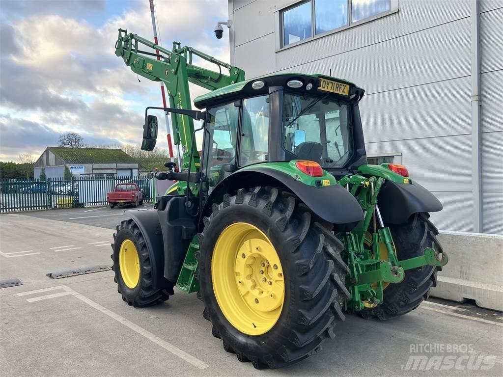John Deere 6120M Tractoren