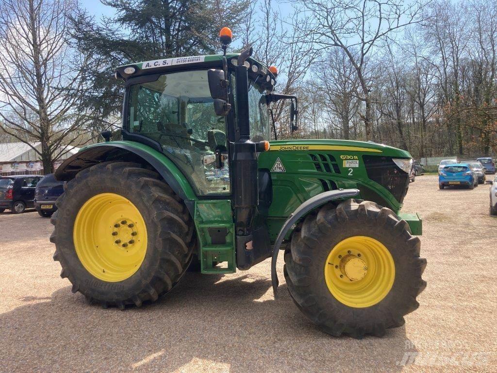 John Deere 6130R Tractoren