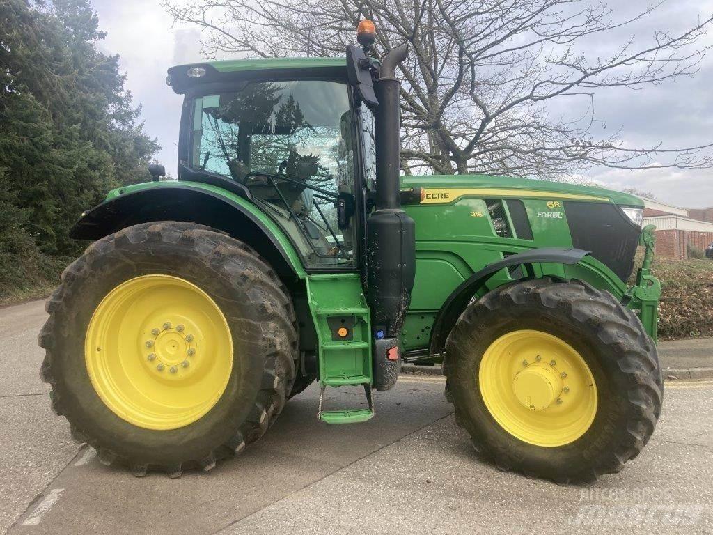 John Deere 6215R Tractoren