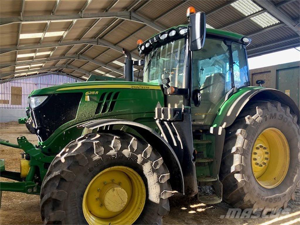 John Deere 6215R Tractoren