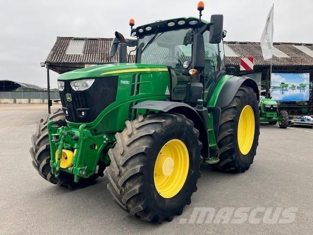 John Deere 6250R Tractoren